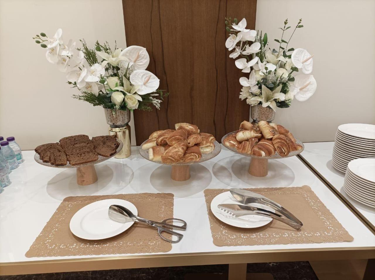 Rose Bark - روز بارك Hotel Hafar Al-Batin Bagian luar foto